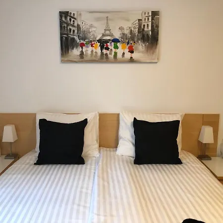 B&B Villa Archez فندق مبيت وإفطار
